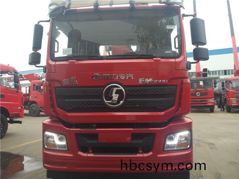 陝(shan)汽前四后(hou)八(ba)14噸(dun)弔(diao)機(ji)