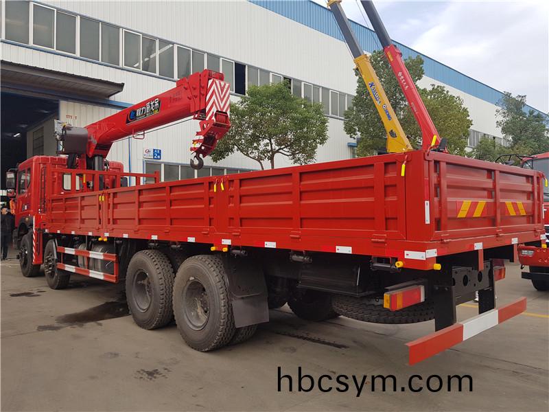 東(dong)風(feng)14噸隨車(che)弔(diao)