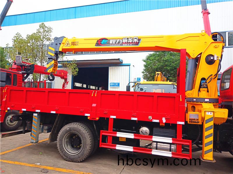 東(dong)風暢(chang)行(xing)D1L單橋(qiao)隨車(che)弔(diao)