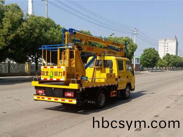 國六(liu)福(fu)田(tian)雙(shuang)排(pai)座(zuo)13米高空作(zuo)業(ye)車(che)