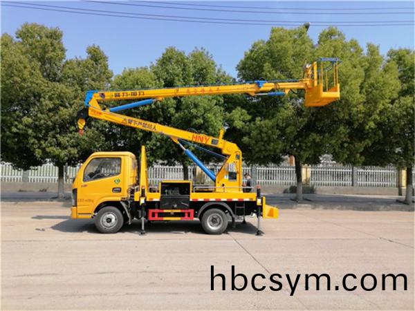 國(guo)六東風(feng)13.5米高(gao)空作業(ye)車(che)